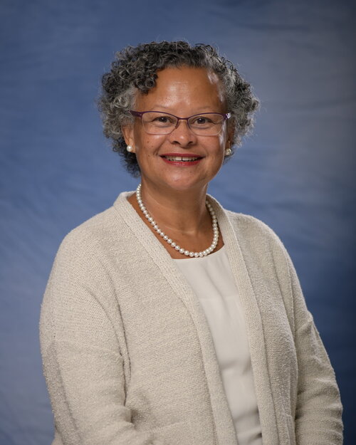 Merle L Bowen